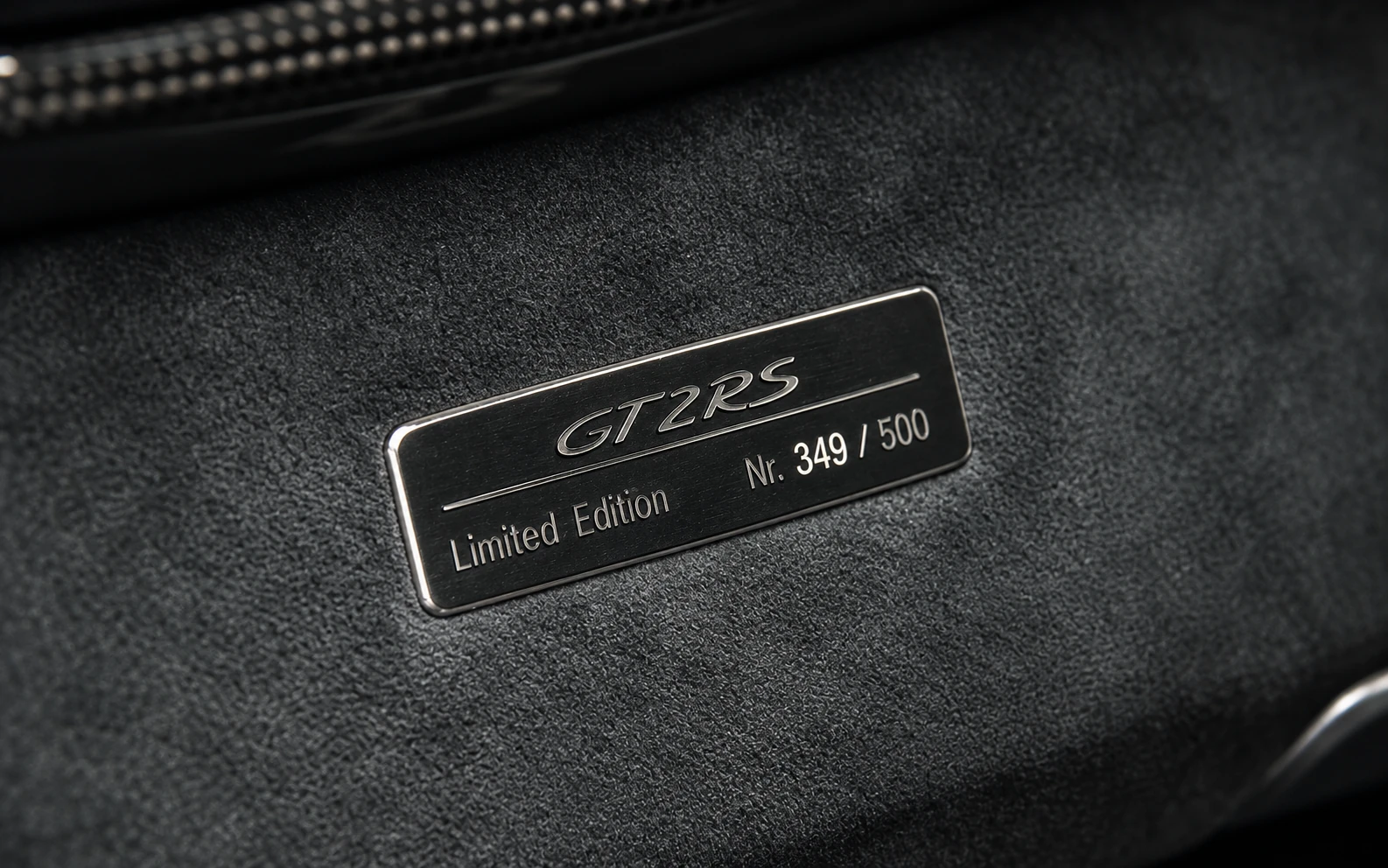GT2 RS Limited Edition plaque reading Nr. 349 / 500